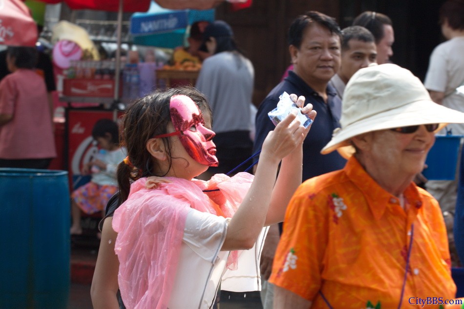 Chiangmai_Songkran_161.jpg