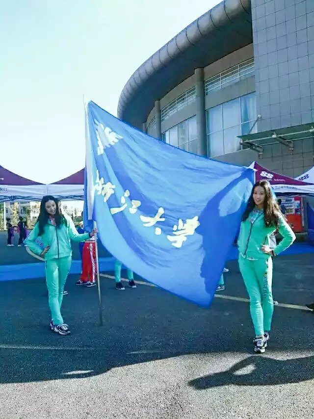 浙江大学学霸双胞胎走红 高颜值还有大长腿 