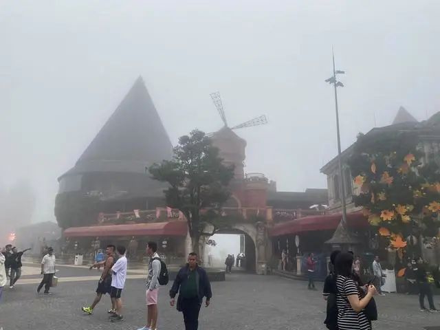 巴拿山