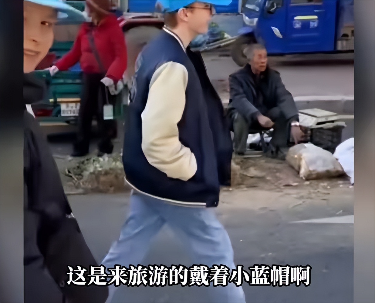中俄互免签证政策在黑龙江黑河实施后，黑河迎来了大批来自俄罗斯的游客