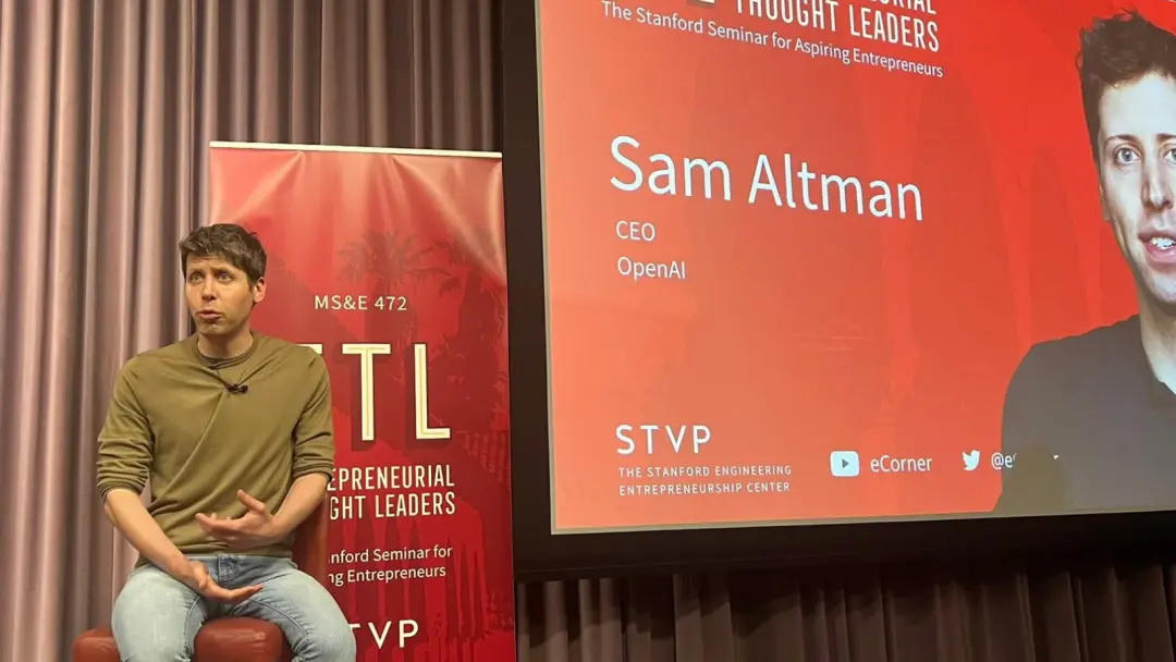 OpenAI CEO Sam Altman 在斯坦福大学的英伟达礼堂进行了一场公开演讲